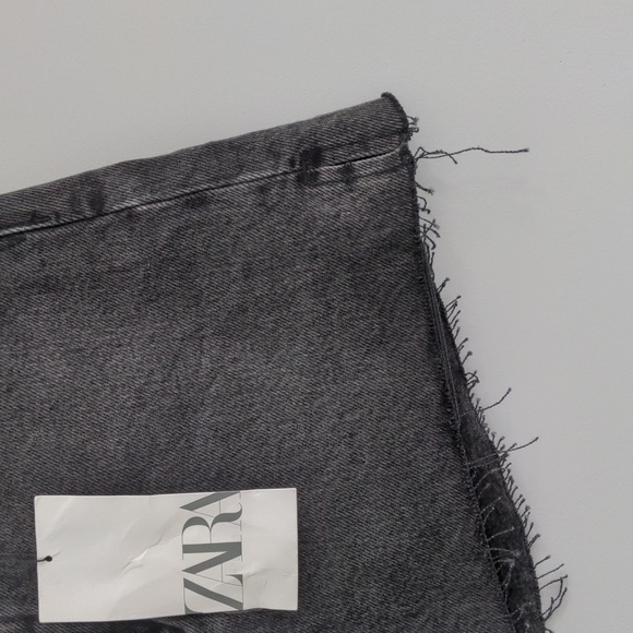 ZARA | High Rise Cotton Jean Shorts, Black, Womens US 6 - Picture 5 of 8